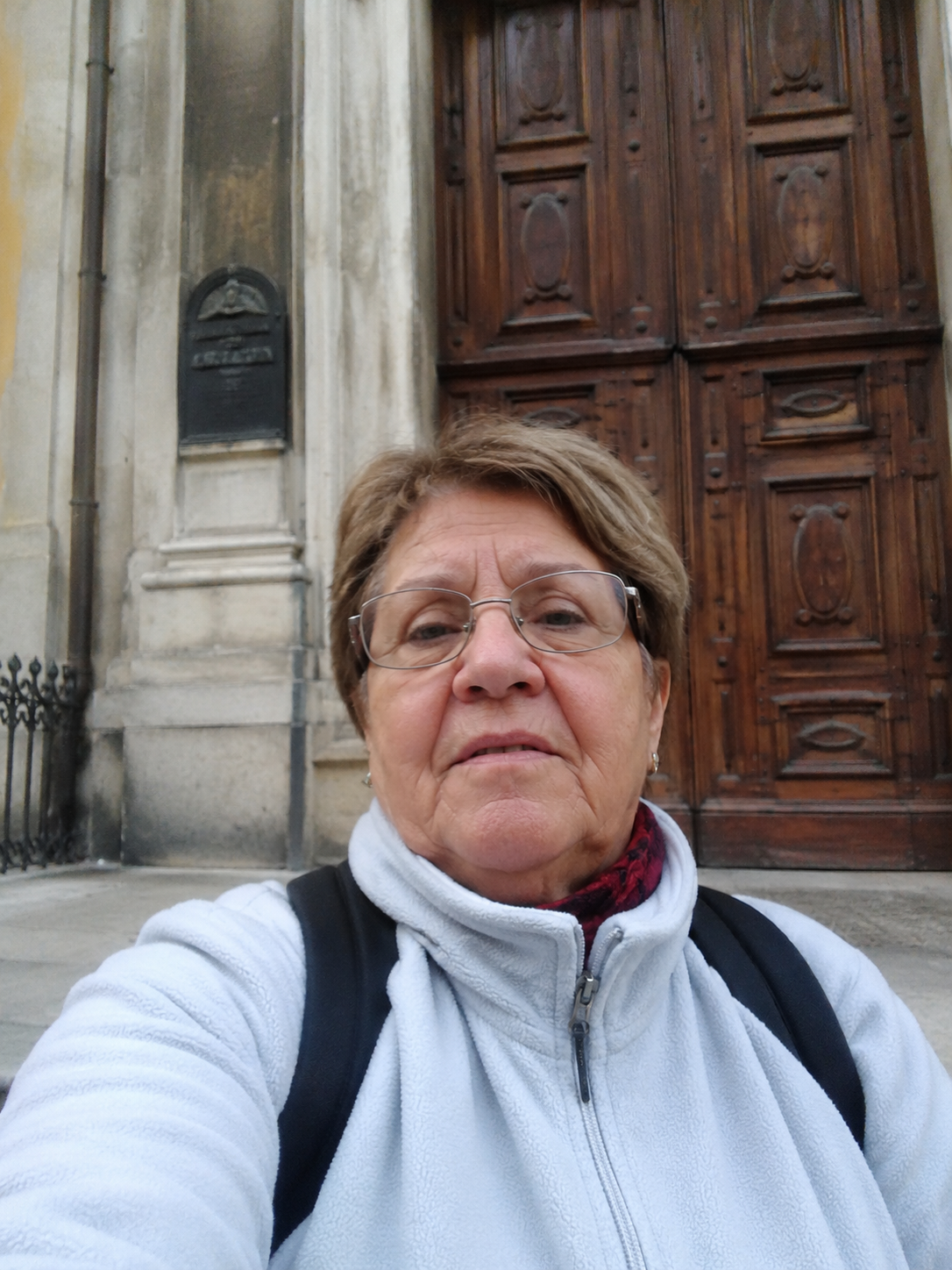 <em>Lourdes</em>